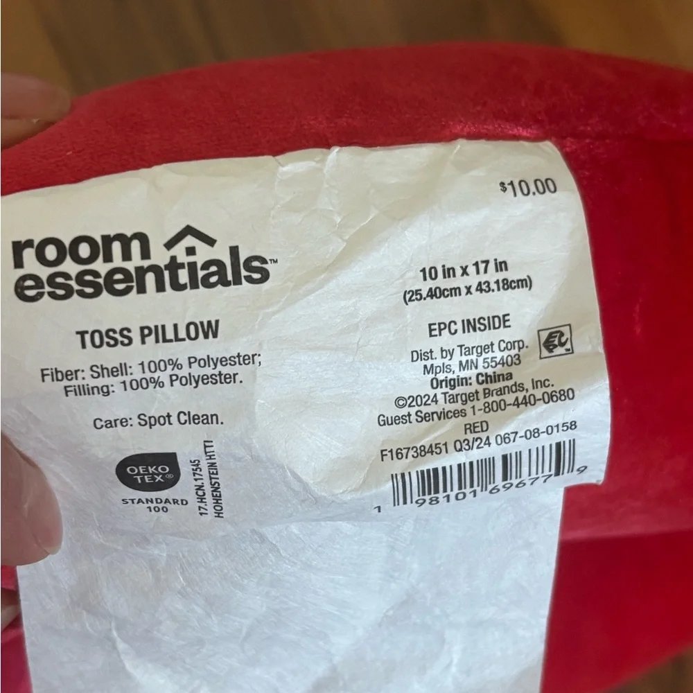 Valentine’s Day gift basket spa set edu de parfum socks nail polish face mask - Picture 6 of 16